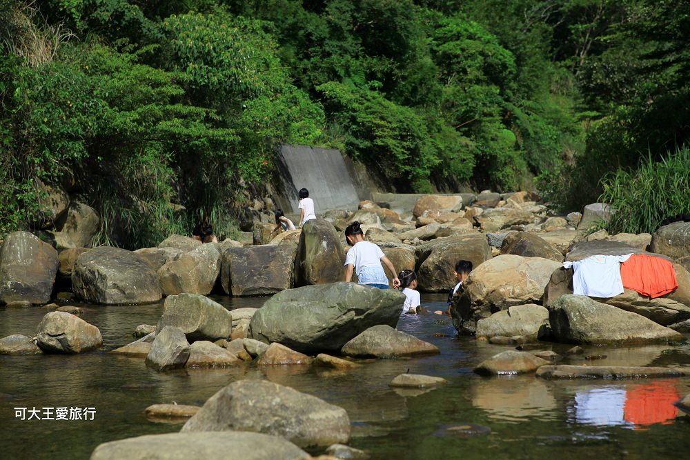 福隆星巴克觀海門市│全台第一間沙灘門市，第一排海景佐咖啡