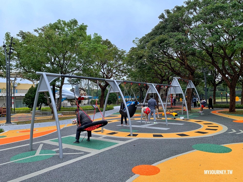 高速公路交流道親子公園│推薦28個特色公園，爸媽救星，開車必備