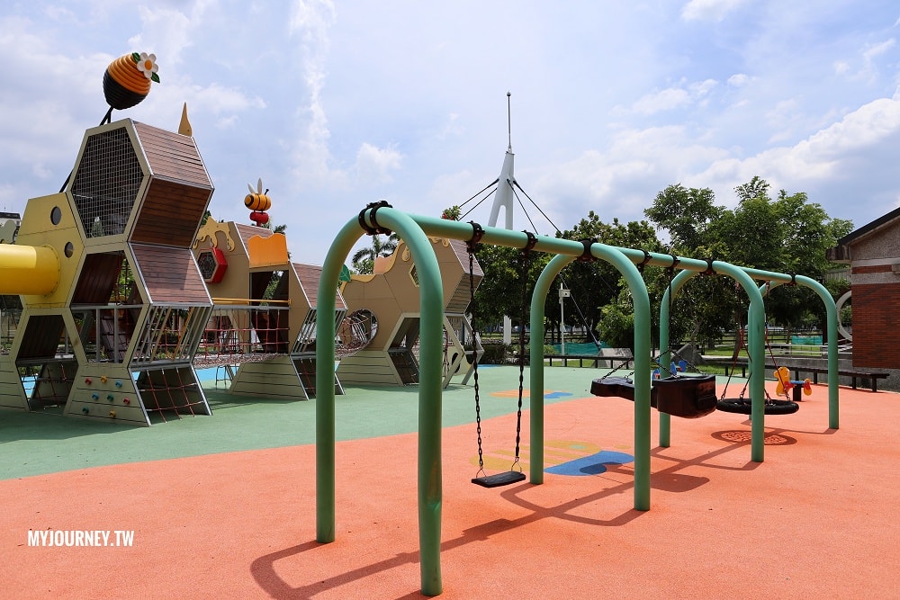 2025屏東親子公園│Top 11 屏東公園遊戲場，玩水、溜索，免費遛小孩