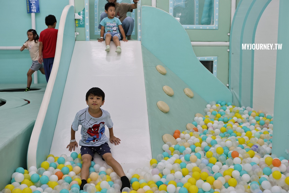 萬景藝苑x彎彎滑森樂園│小動物、室內樂園,彰化最划算200元景點 - 第24張圖