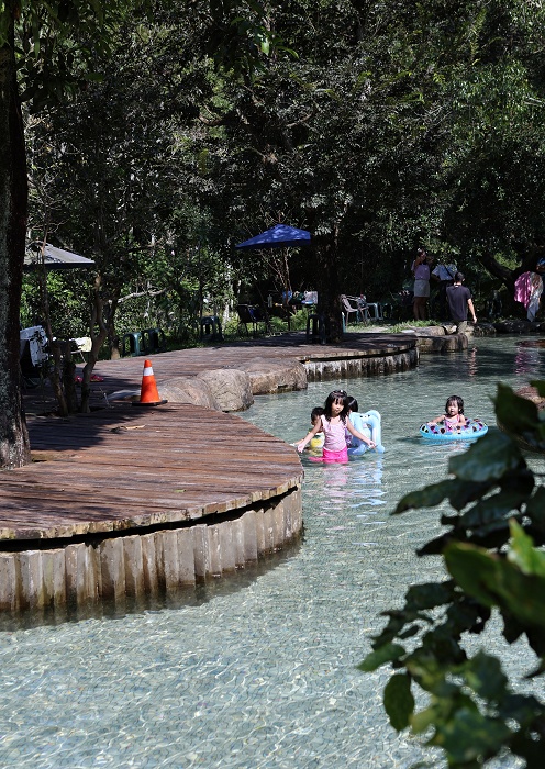 岸境濕地莊園│五星級山泉戲水池,門票抵消費,埔里最棒玩水景點 - 第9張圖