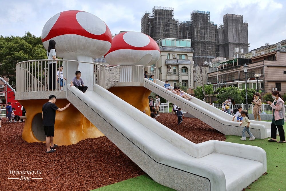 新竹蘑菇城堡公園│公兒30公園，瑪莉歐場景，竹北必玩蘑菇遊戲場