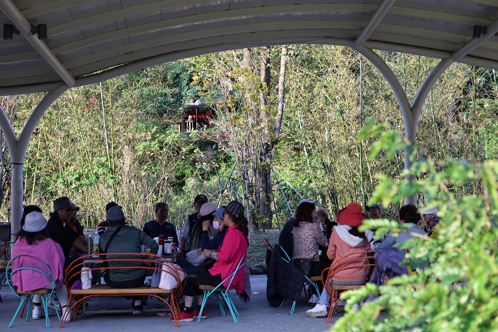 亮山川休閒農場│夏天玩水、烤肉,秋冬吃火鍋,新北最美最好玩農場 - 第53張圖 亮山川休閒農場│夏天玩水、烤肉,秋冬吃火鍋,新北最美最好玩農場