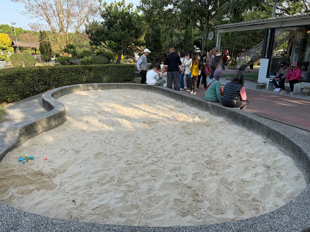 澄霖沉香味道森林館│水教堂、可愛動物，台版兼六園落羽松庭院