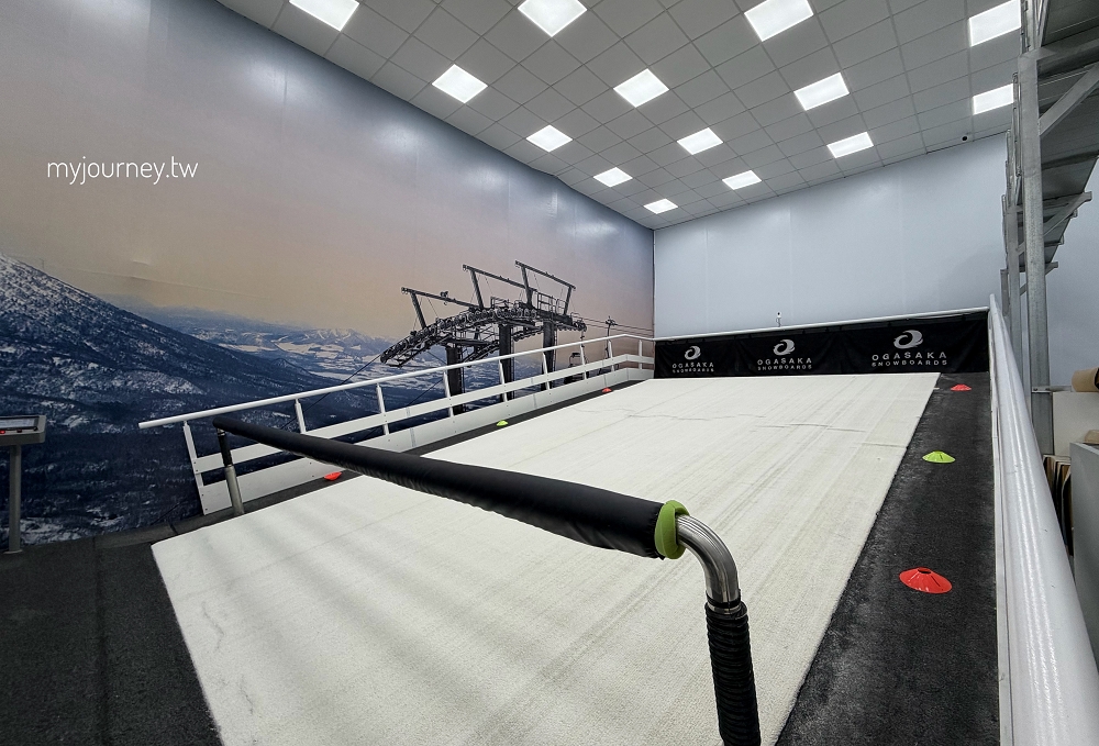 高雄王子室內滑雪學校│模擬機、纜車，專業教練解鎖親子滑雪夢想