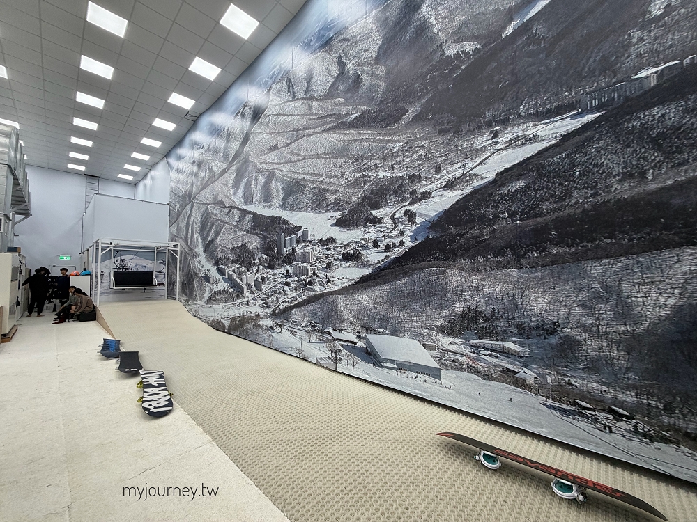 高雄王子室內滑雪學校│模擬機、纜車，專業教練解鎖親子滑雪夢想