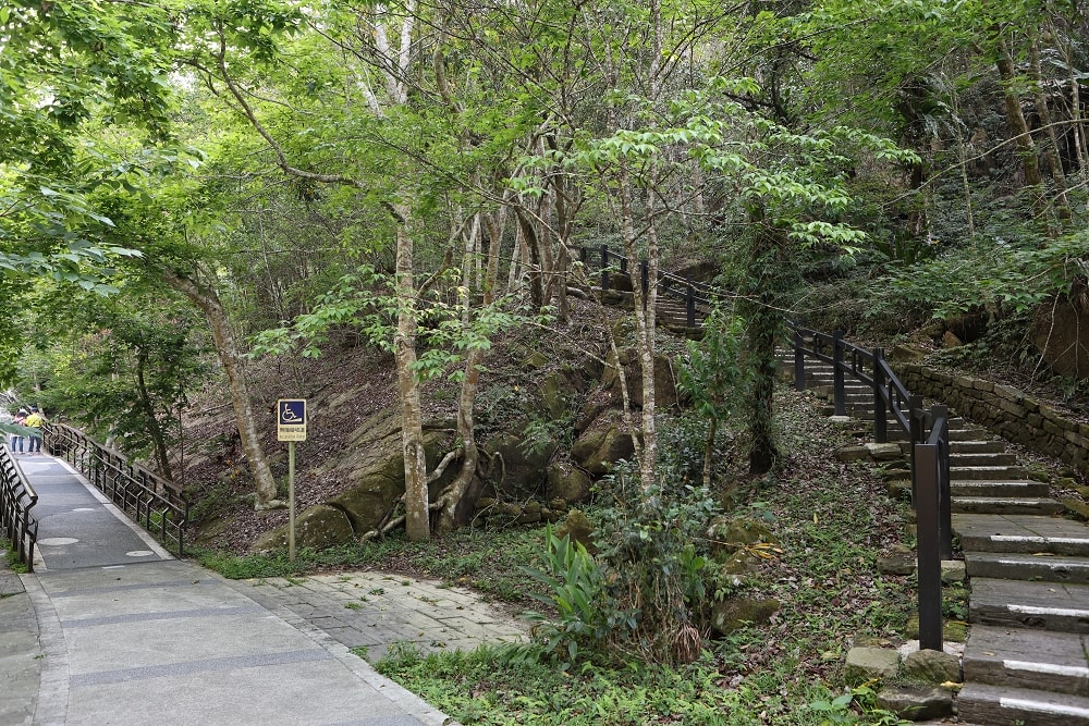 【嘉義圓潭自然生態園區】 免門票＋瀑布＋無障礙步道，親子長輩輕鬆走