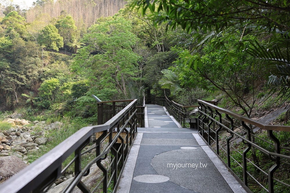 【嘉義梅山親子兩天一夜】5大景點評分,梅山一日遊路線 - 第2張圖 嘉義圓潭自然生態園區│ 免門票+瀑布+無障礙步道,親子長輩輕鬆走
