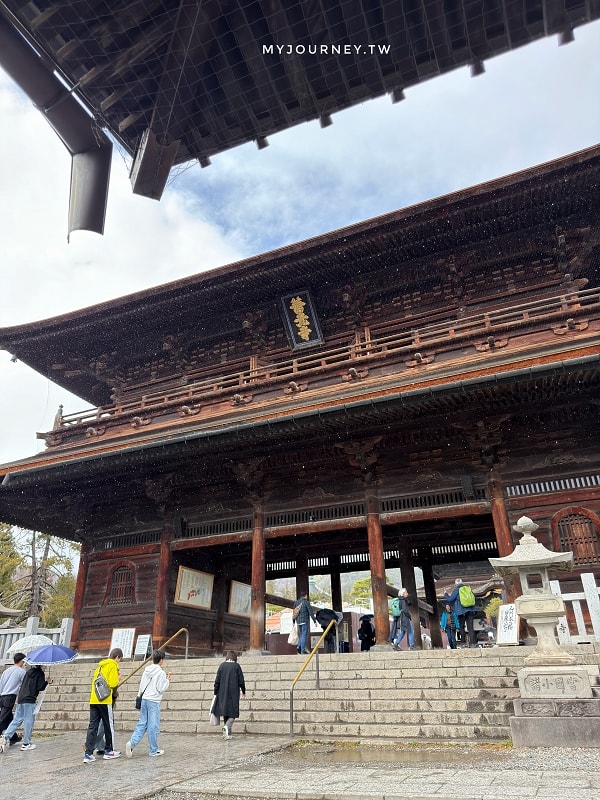 長野善光寺│交通×門票×美食推薦，免費試喝清酒邊賞櫻