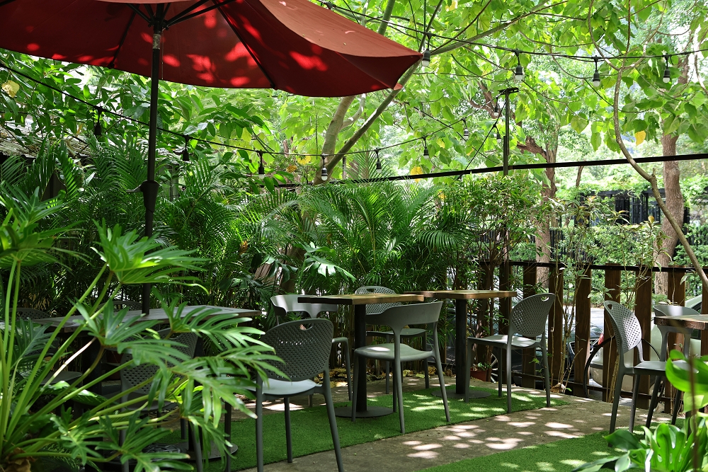 【2J CAFE】大安森林公園旁的森林系咖啡廳,有戶外區,內用可坐4小時 - 第15張圖 【2J CAFE】大安森林公園旁的森林系咖啡廳,有戶外區,內用可坐4小時
