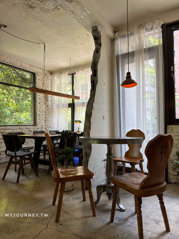 【2J CAFE】大安森林公園旁的森林系咖啡廳,有戶外區,內用可坐4小時 - 第11張圖 【2J CAFE】大安森林公園旁的森林系咖啡廳,有戶外區,內用可坐4小時