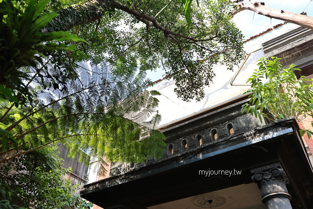 【AKA cafe】大稻埕咖啡廳，迪化街百年老宅，內建攝影棚的台北秘境咖啡廳