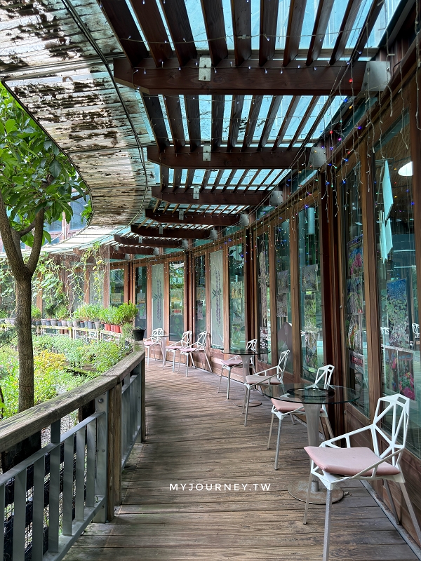【天使生活館】台版莫內花園!藏身花博公園的森林系咖啡館,還能看飛機 - 第14張圖 【天使生活館】台版莫內花園!藏身花博公園的森林系咖啡館,還能看飛機