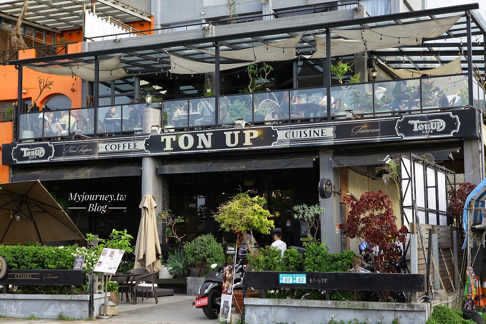 Ton Up Cafe 1