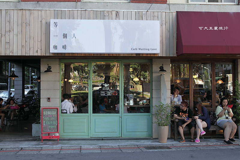 Cafe.w_1.jpg